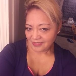 Meet your Posher, Pina